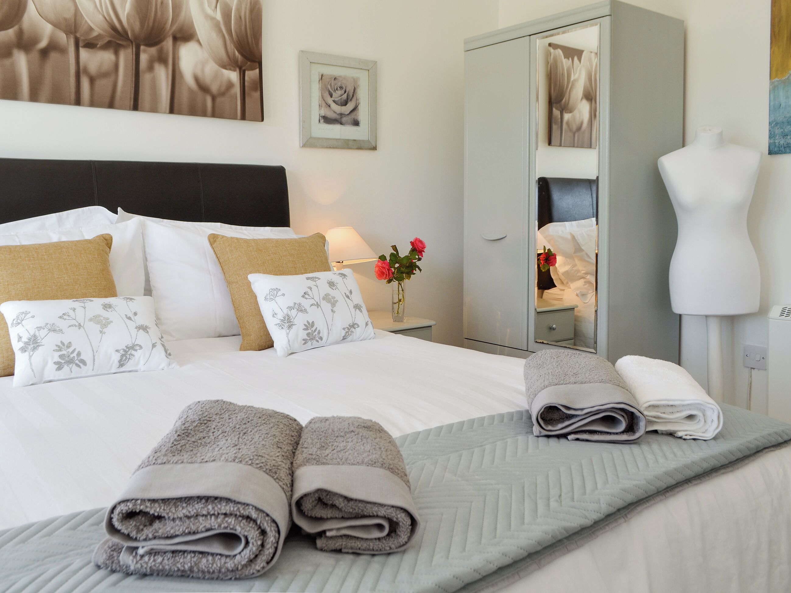 2 bedrooms, free WiFi, bed sheets