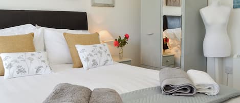 2 habitaciones, wifi gratis y ropa de cama
