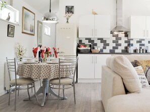 Interior - 2 bedroom accommodation in Bilsington, near Ashford (Bilsington, near Ashford)