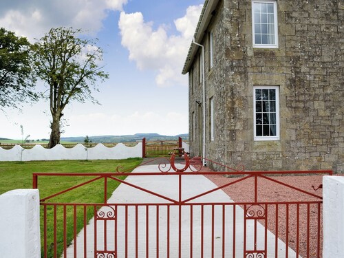 Bonshawside Farmhouse