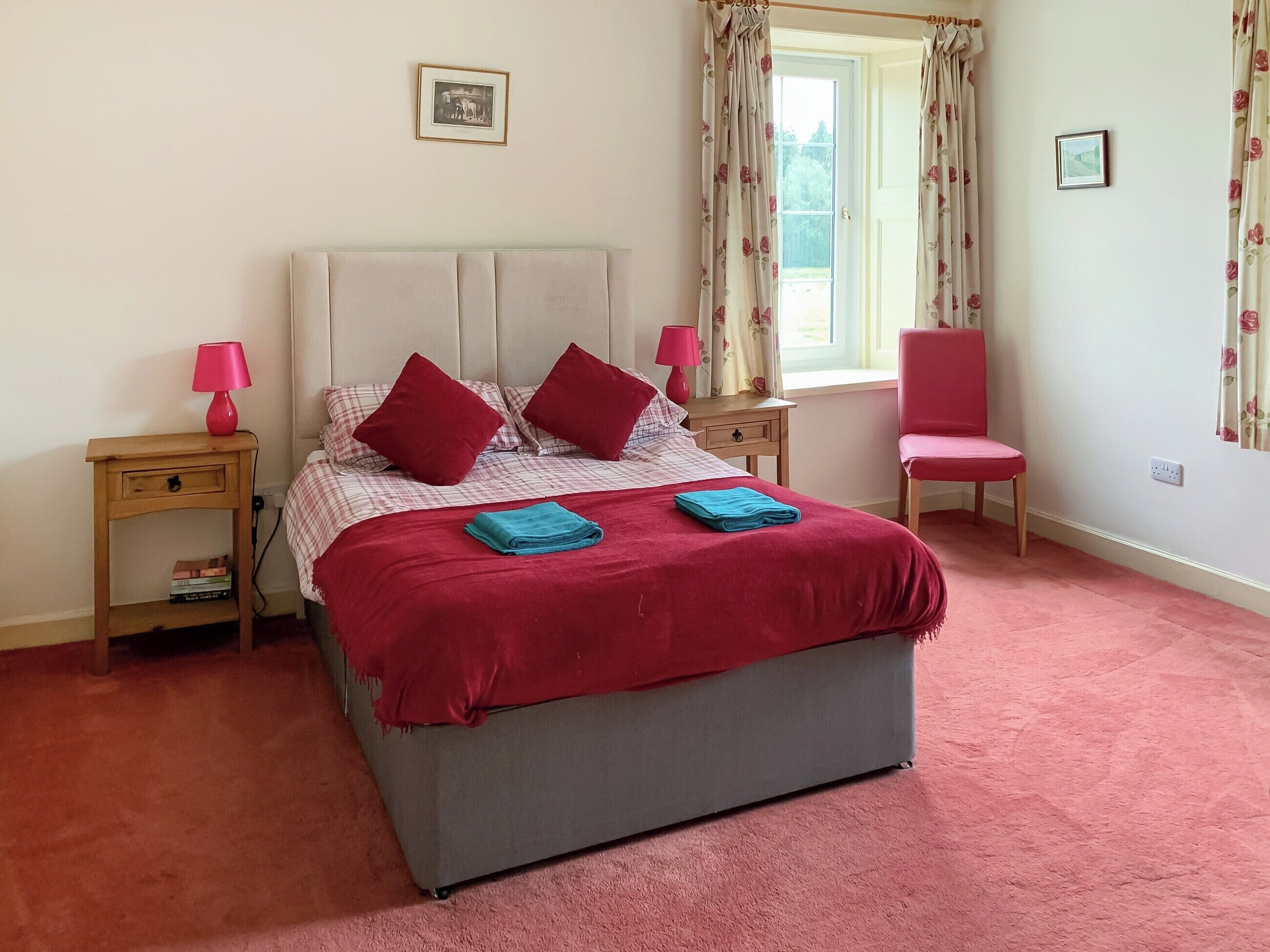 3 bedrooms, free WiFi, bed sheets