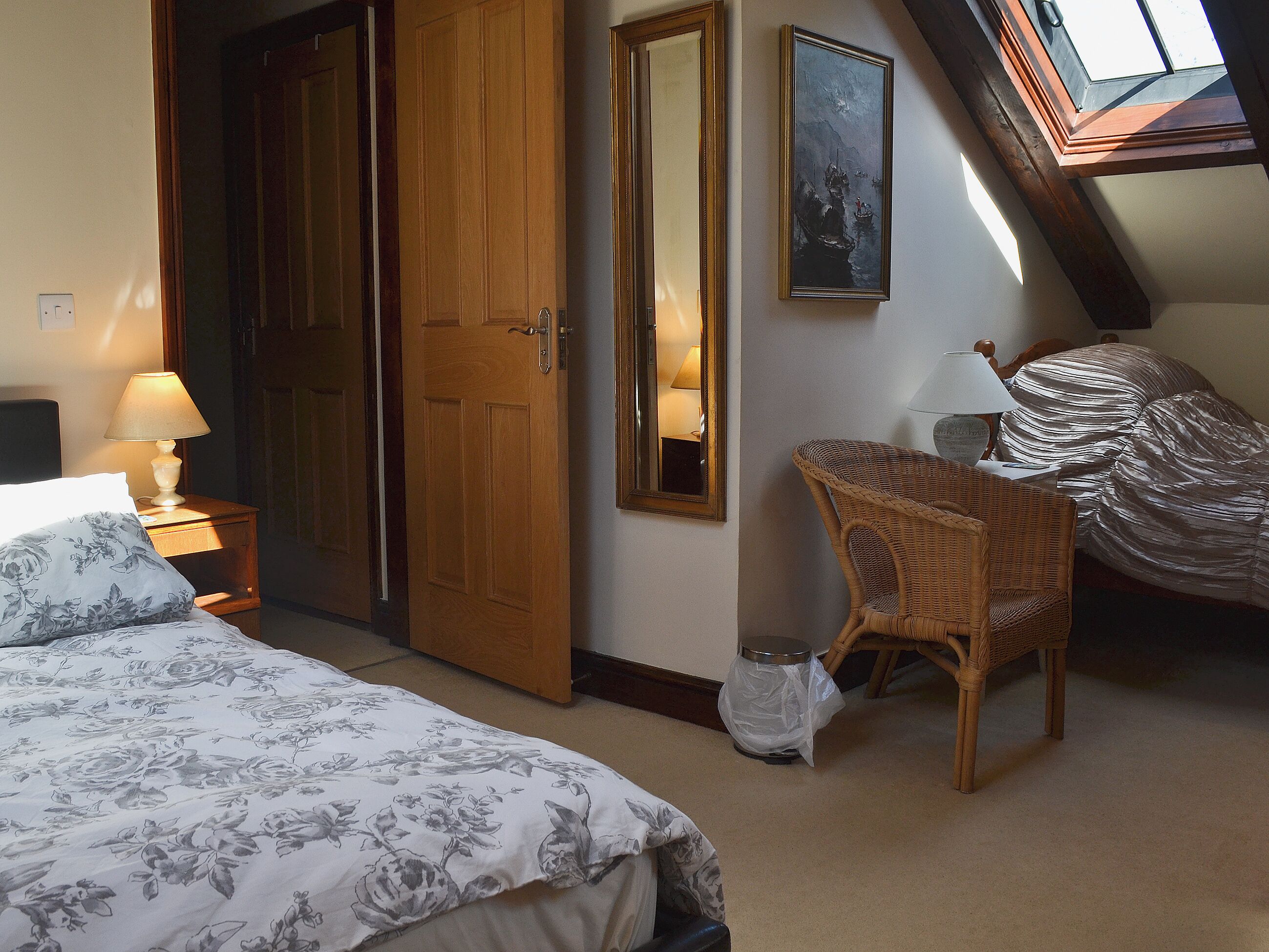 4 bedrooms, free WiFi, bed sheets