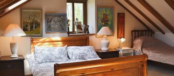 4 bedroom accommodation in Ymwlch, near Porthmadog