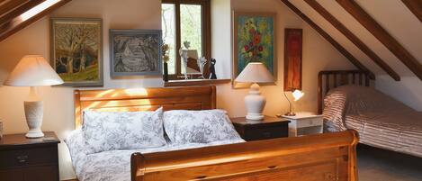 4 camere, Wi-Fi gratuito, lenzuola