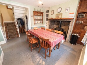 Dining - 3 bedroom accommodation in High Lorton, near Cockermouth (High Lorton, near Cockermouth)
