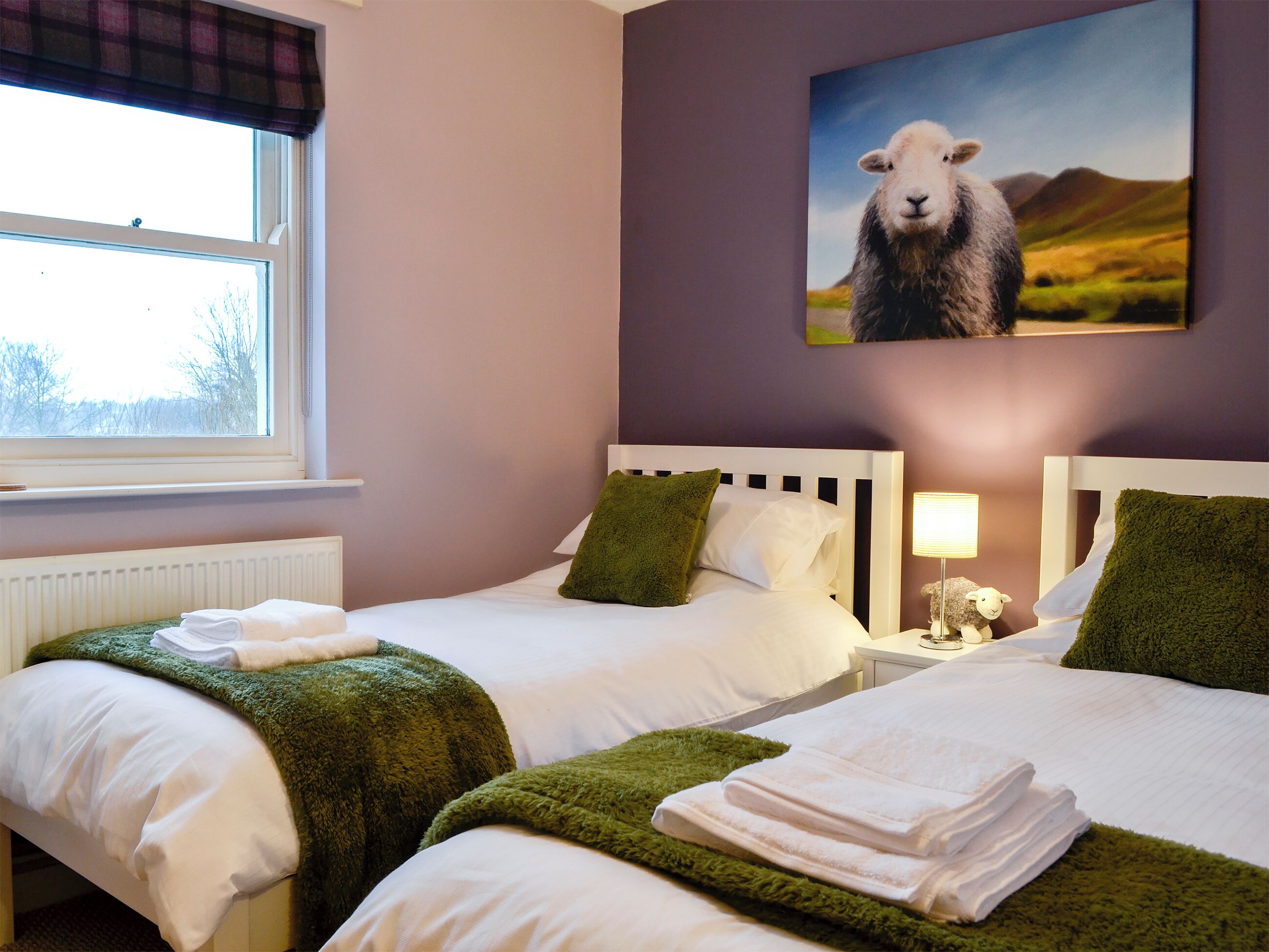 2 bedrooms, WiFi (free), bed sheets