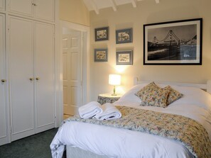 3 soverom, wi-fi (inkludert) og sengetøy