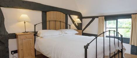 4 Schlafzimmer, kostenloses WLAN, Bettwäsche