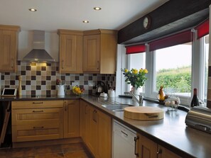 Geschirrspüler, Hochstuhl