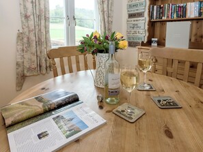 Dining - 1 bedroom accommodation in East Meon (East Meon)