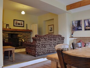 Interior - 4 bedroom accommodation in Windermere (Windermere)