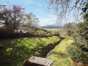 Property grounds - Strathcashel Cottage (Rowardennan, near Balamaha)