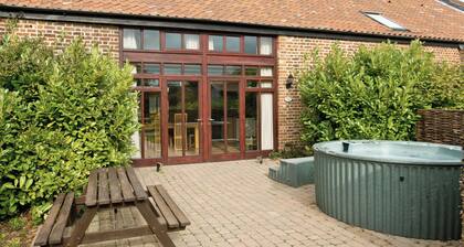 3 bedroom accommodation in Catfield