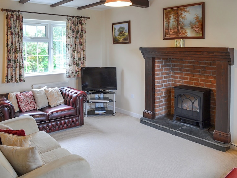 2 Bedroom Accommodation In Crantock, Near Newquay - Newquay