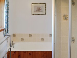 Towels - 3 bedroom accommodation in Strath Oykel, by Ardgay (Strath Oykel, by Ardgay)