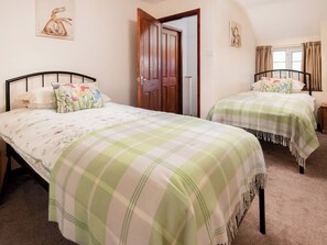 2 quartos, Wi-Fi de cortesia, roupa de cama