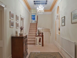 Interior - 3 bedroom accommodation in Ventnor (Ventnor)