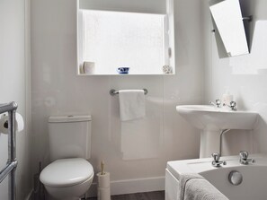 Towels - 4 bedroom accommodation in St Monans, near Anstruther (St Monans, near Anstruther)