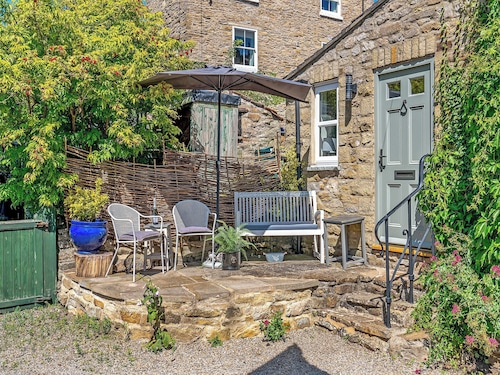 2 bedroom accommodation in Richmond