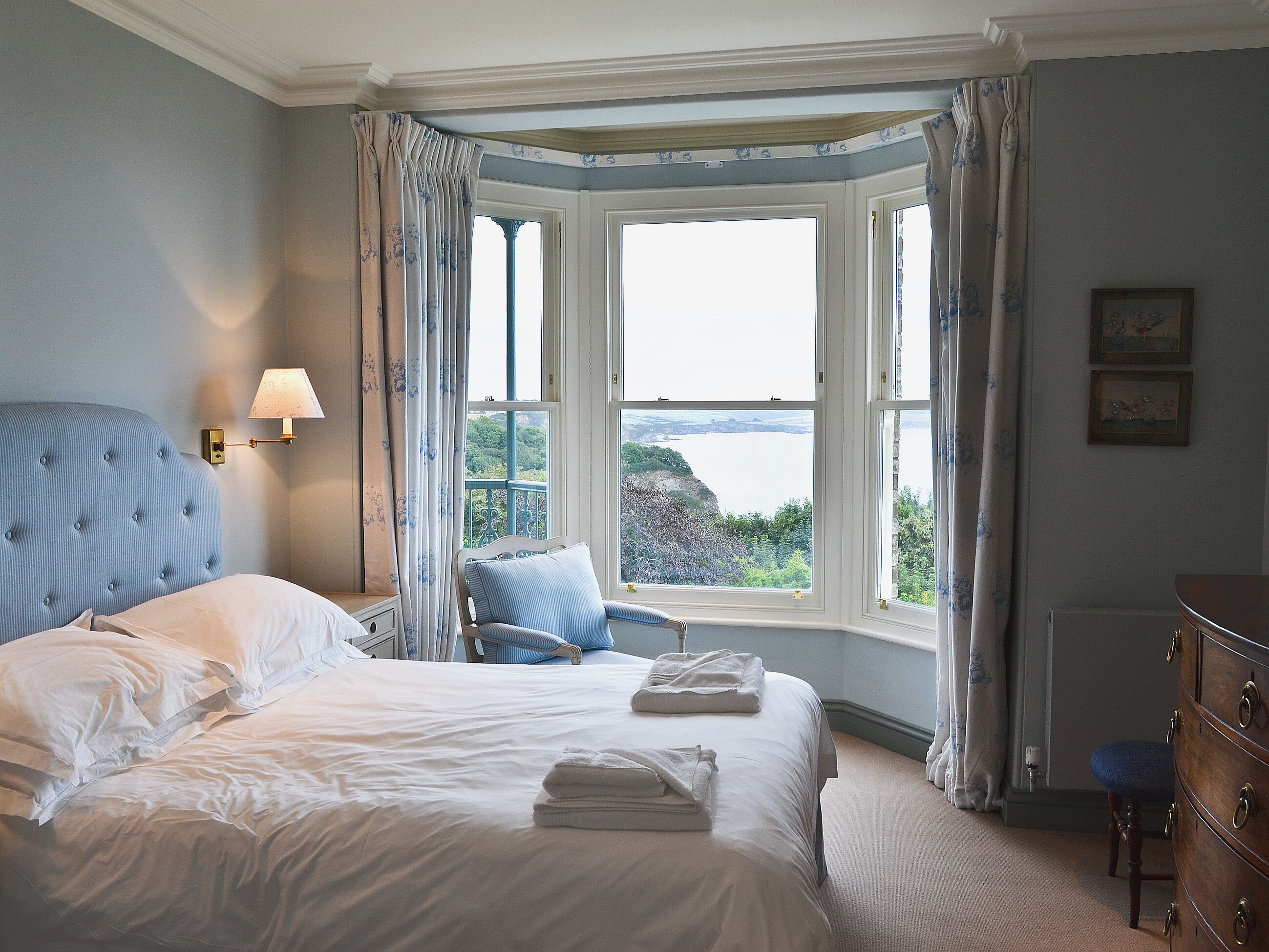 8 bedrooms, free WiFi, bed sheets