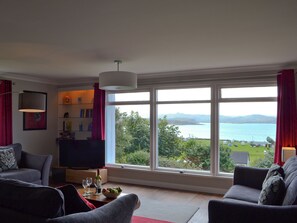 Unclassified image, 2 of 11, button - 4 bedroom accommodation in Gairloch (Gairloch)