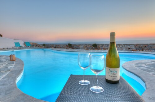 Villa Livana Naxos Private Pool and Jaccuzi