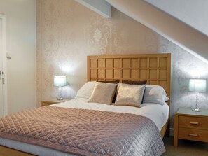 4 bedrooms, free WiFi, bed sheets - 4 bedroom accommodation in Keswick (Keswick)