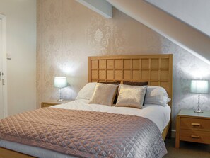 4 camere, Wi-Fi gratuito, lenzuola