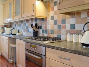 Dishwasher, high chair, cookware/dishes/utensils - 4 bedroom accommodation in Keswick (Keswick)