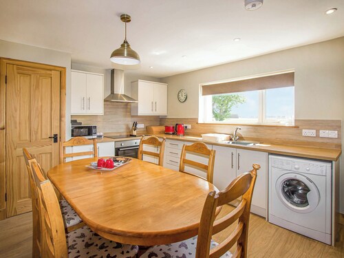 3 bedroom accommodation in Portmahomack, near Tain