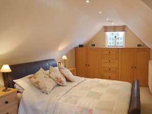 1 bedroom, free WiFi, bed sheets - 1 bedroom accommodation in Brighstone, near Yarmouth (Brighstone, near Yarmouth)