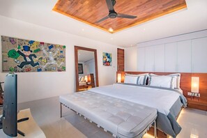 4 bedrooms, in-room safe, laptop workspace, iron/ironing board