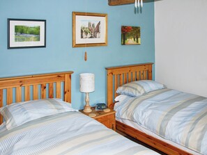 2 bedrooms, free WiFi, bed sheets - 2 bedroom accommodation in Austwick, near Settle (Austwick, near Settle)