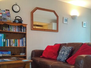 Living area - 2 bedroom accommodation in Bridlington (Bridlington)