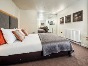 2 chambres, Wi-Fi gratuit, draps fournis