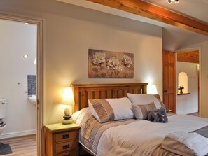 3 chambres, accès au Wi-Fi (inclus), literie fournie