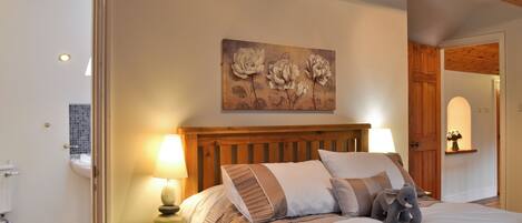 3 habitaciones, wifi gratis y ropa de cama