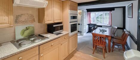 Dishwasher, high chair