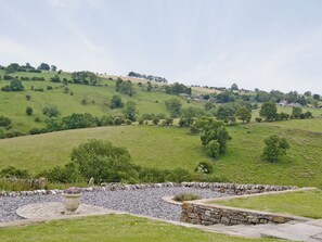 Property grounds - 5 bedroom accommodation in Butterton (Butterton)