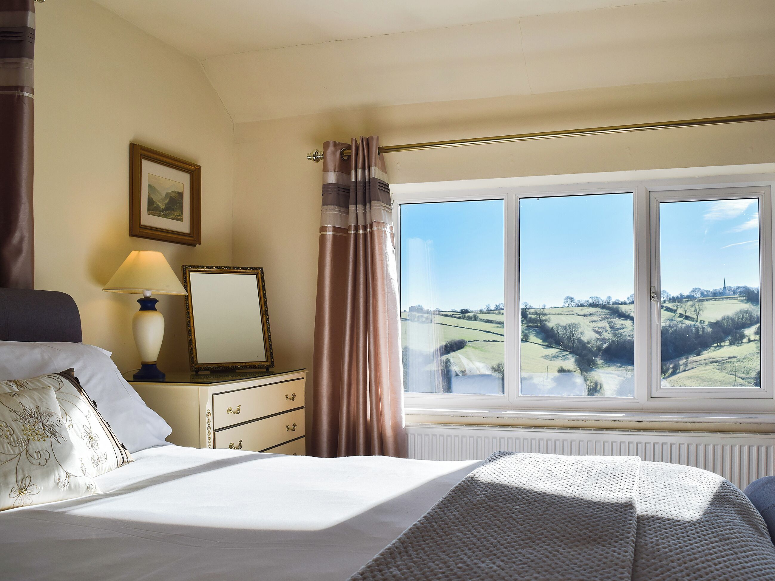 5 habitaciones, wifi gratis y ropa de cama 