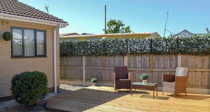 1 bedroom accommodation in Towyn, near Rhyl