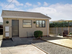 Exterior - 1 bedroom accommodation in Towyn, near Rhyl (Towyn, near Rhyl)