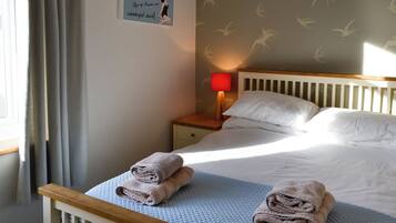 3 habitaciones, wifi gratis y ropa de cama