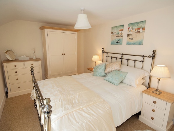 3 habitaciones, wifi gratis y ropa de cama