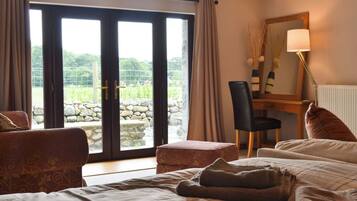 6 soverom, wi-fi (inkludert) og sengetøy