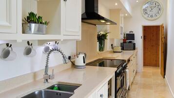 Dishwasher, highchair