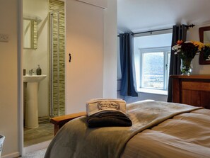 3 chambres, Wi-Fi gratuit, draps fournis