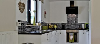 2 bedroom accommodation in Heyope, near Knighton