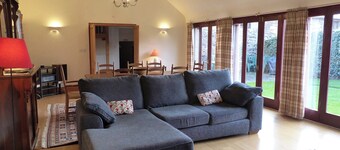 4 bedroom accommodation in Milfield Hill, Wooler