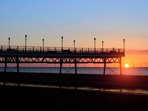 Beach - 2 bedroom accommodation in West Ashby, near Horncastle (West Ashby, near Horncastle)